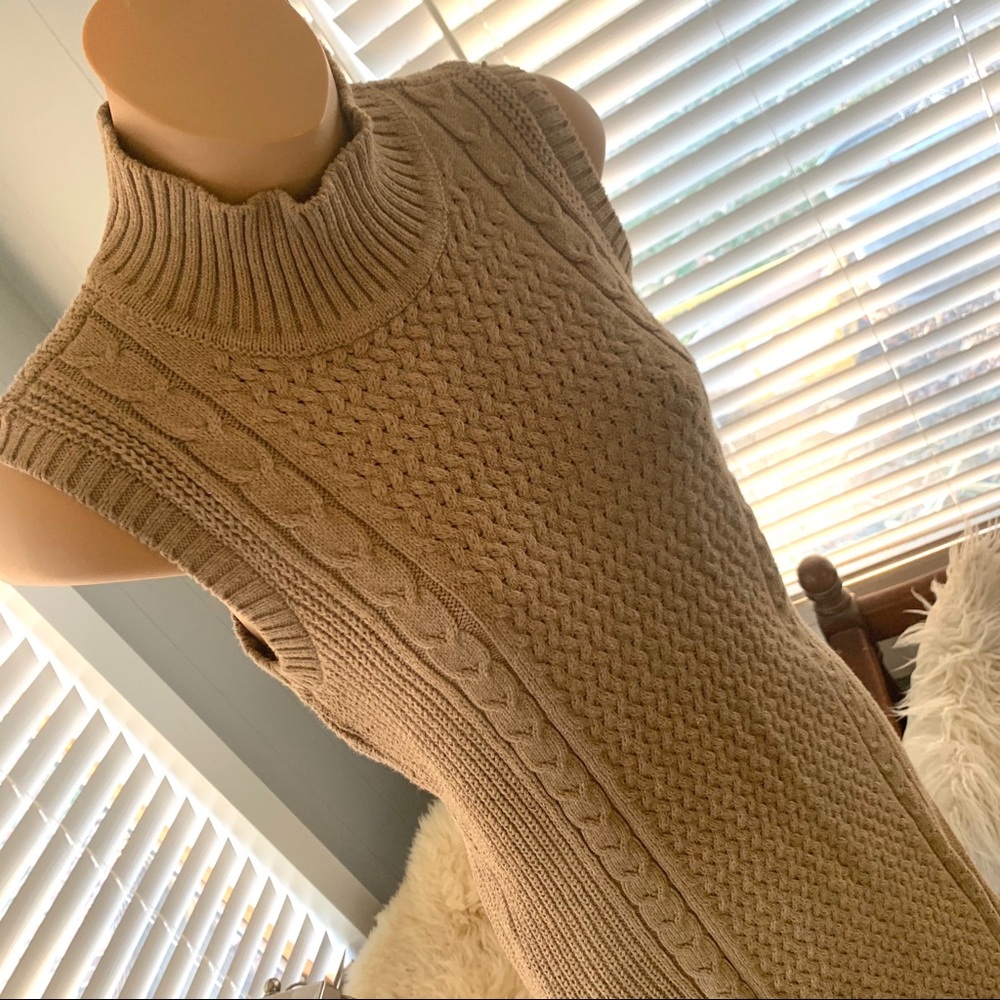Banana Republic COZY COTTON cable knit dress! EUC! - Picture 2 of 7